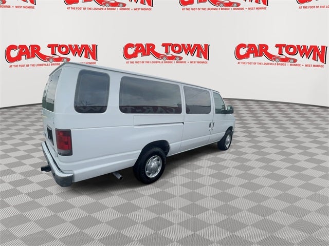 2011 Ford E-350SD XL