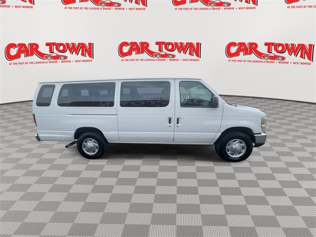 2011 Ford E-350SD XL