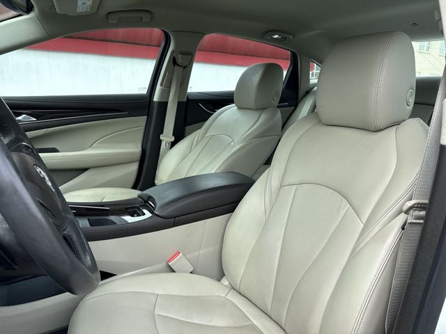 2017 Buick LaCrosse Essence