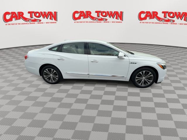 2017 Buick LaCrosse Essence