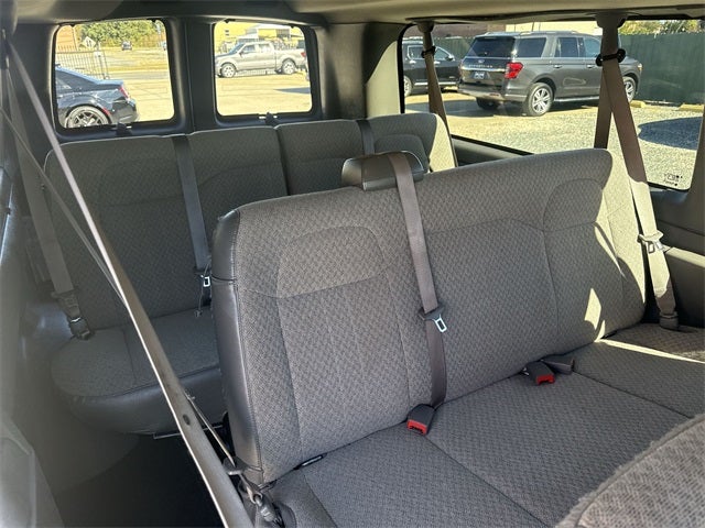 2021 Chevrolet Express 3500 LT Passenger