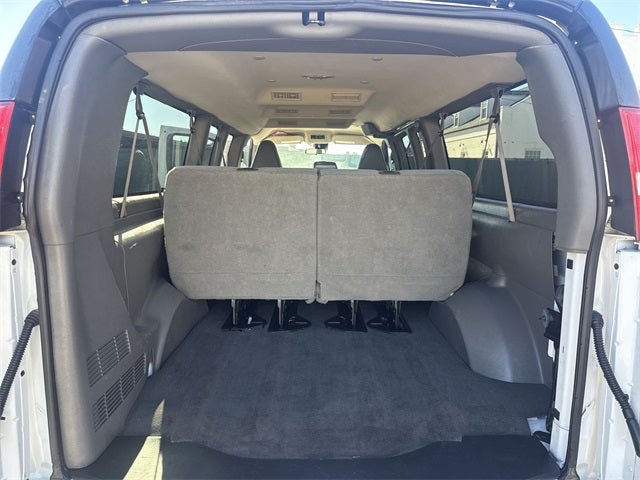 2021 Chevrolet Express 3500 LT Passenger