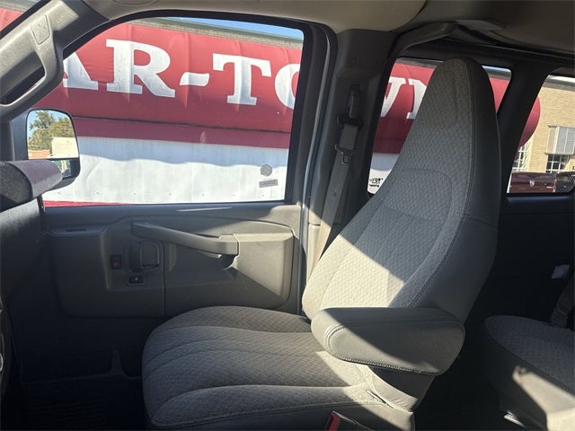 2021 Chevrolet Express 3500 LT Passenger