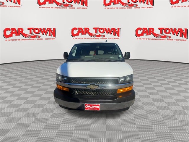 2021 Chevrolet Express 3500 LT Passenger