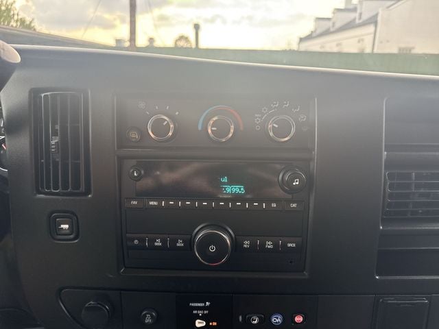 2023 GMC Savana 2500 Work Van