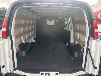 2023 GMC Savana 2500 Work Van