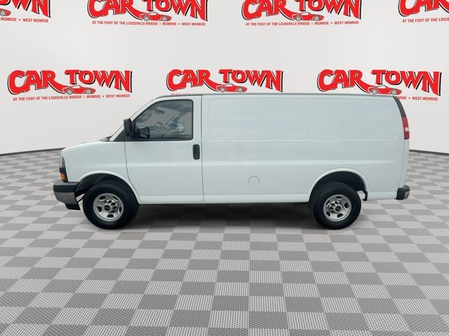 2023 GMC Savana 2500 Work Van