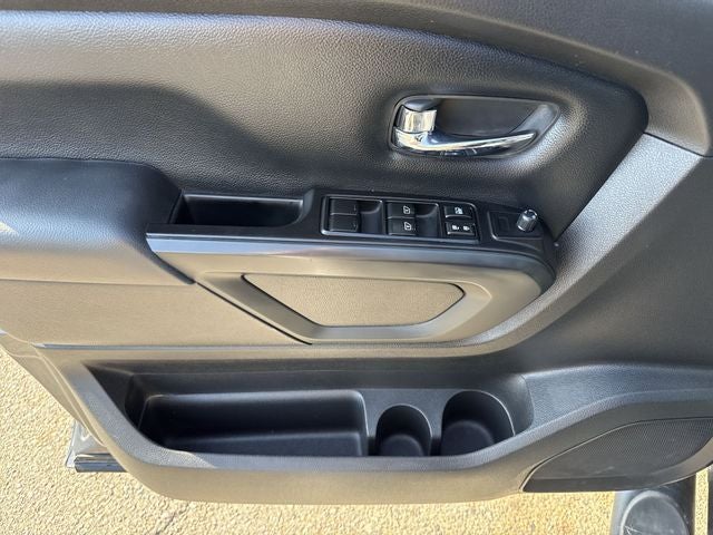 2019 Nissan Titan SV