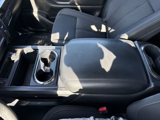 2019 Nissan Titan SV