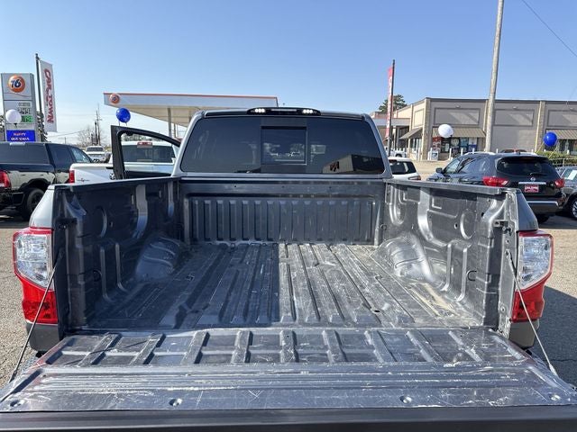 2019 Nissan Titan SV