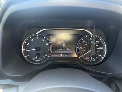 2023 Nissan Titan SV