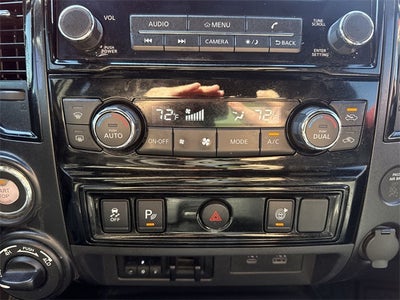 2023 Nissan Titan SV