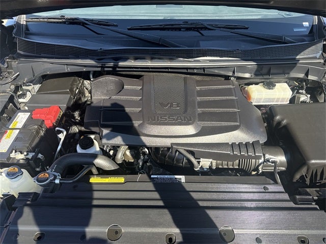 2023 Nissan Titan SV
