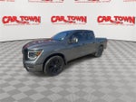 2023 Nissan Titan SV
