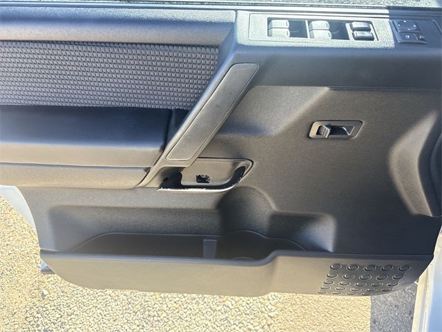 2012 Nissan Titan SV