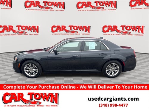 2019 Chrysler 300 Touring