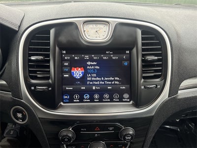 2019 Chrysler 300 Touring