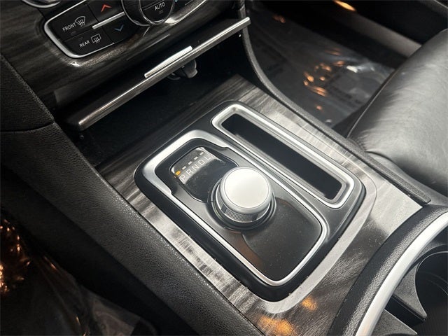 2019 Chrysler 300 Touring