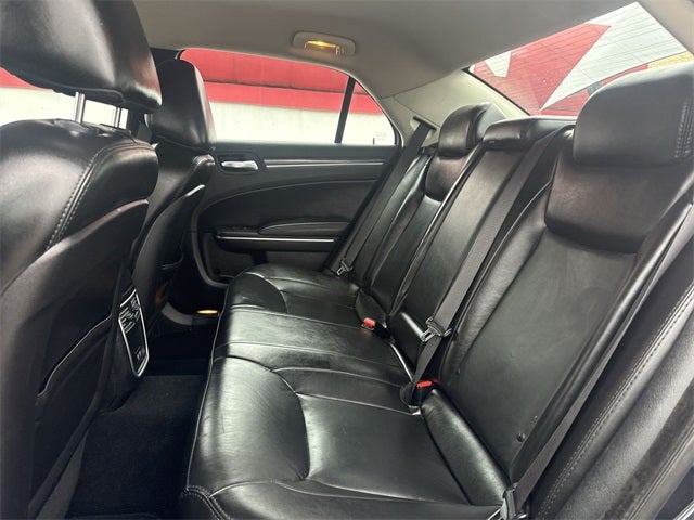 2019 Chrysler 300 Touring