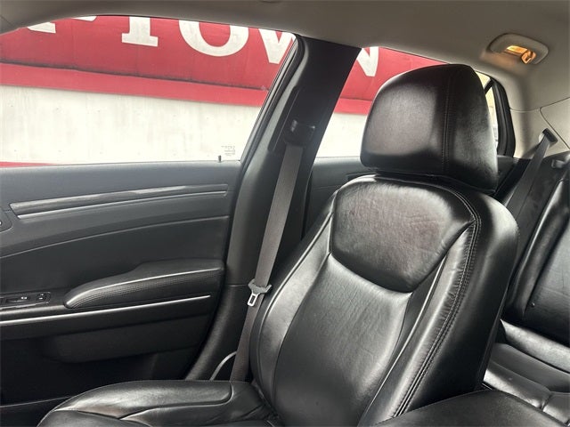 2019 Chrysler 300 Touring