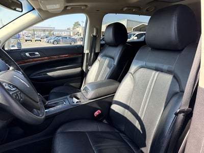 2019 Lincoln MKT Standard