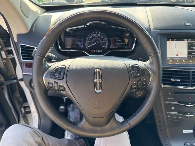 2019 Lincoln MKT Standard