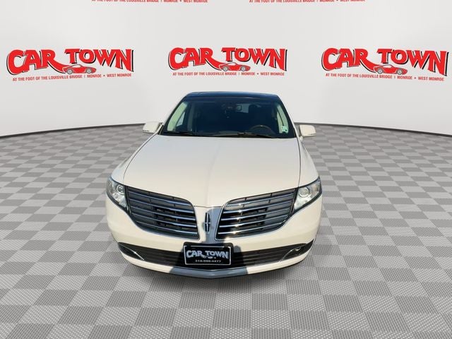 2019 Lincoln MKT Standard