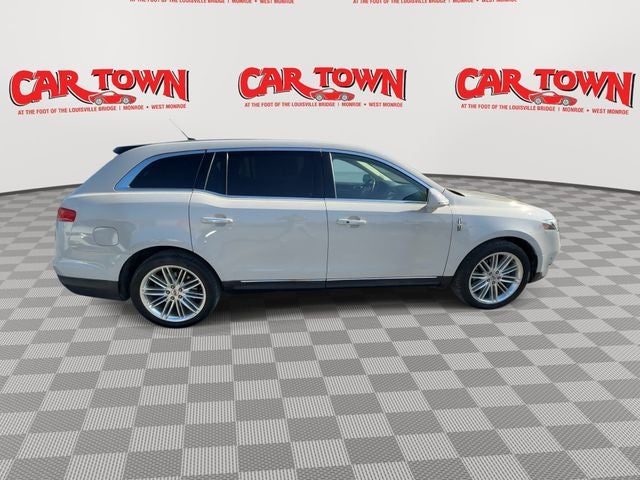 2019 Lincoln MKT Standard