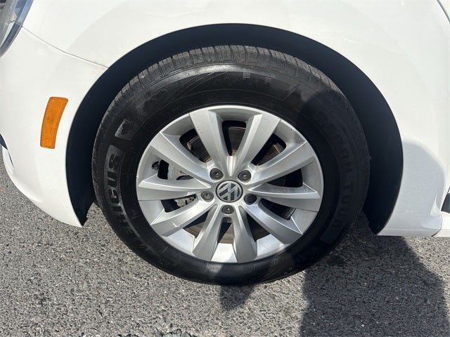 2013 Volkswagen Beetle 2.5L