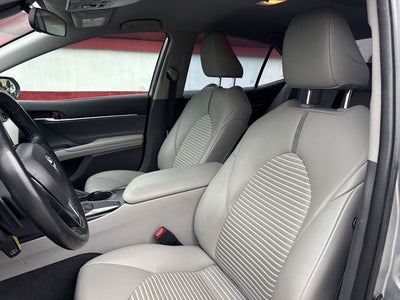 2019 Toyota Camry SE
