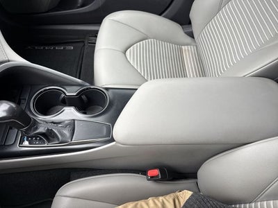 2019 Toyota Camry SE