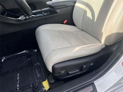 2014 Toyota Avalon Hybrid XLE Premium