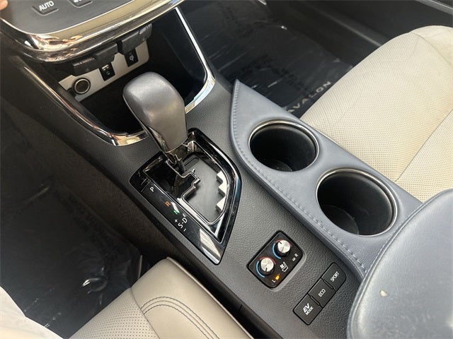 2014 Toyota Avalon Hybrid XLE Premium