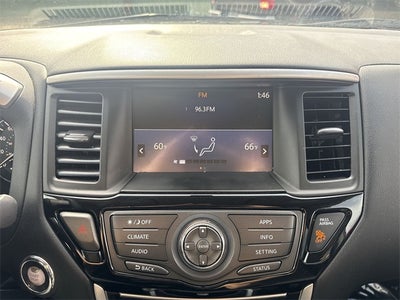 2019 Nissan Pathfinder S