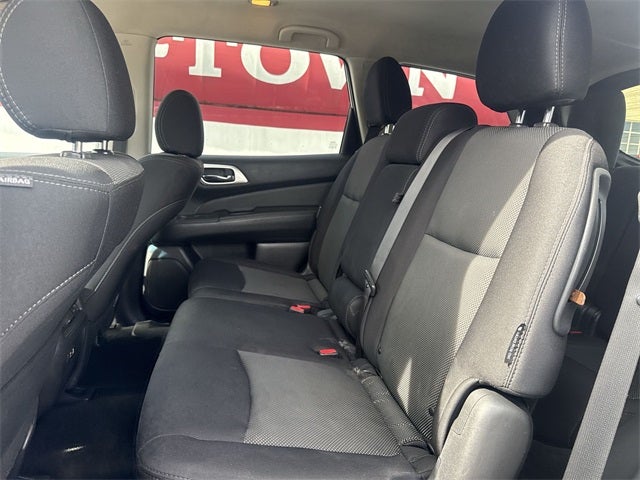 2019 Nissan Pathfinder S