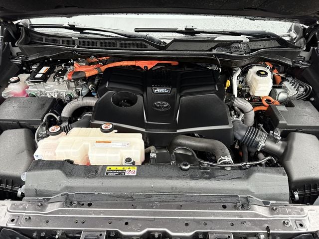 2022 Toyota Tundra Hybrid Capstone