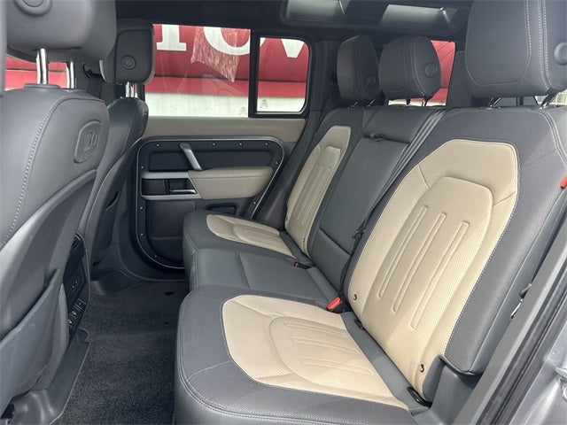 2022 Land Rover Defender 110 X-Dynamic HSE