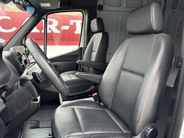 2025 Mercedes-Benz Sprinter 2500 Cargo 144 WB